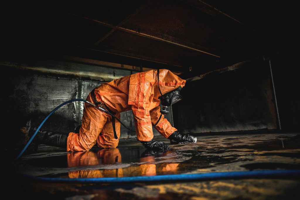 cleaning of storage tank 1 1024x683 1